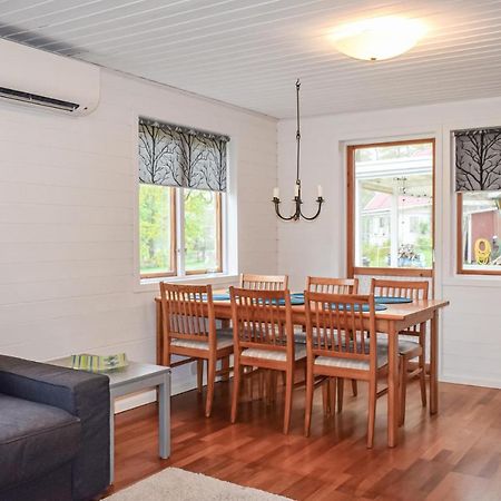 3 Bedroom Nice Home In Bolmsoe Екстериор снимка