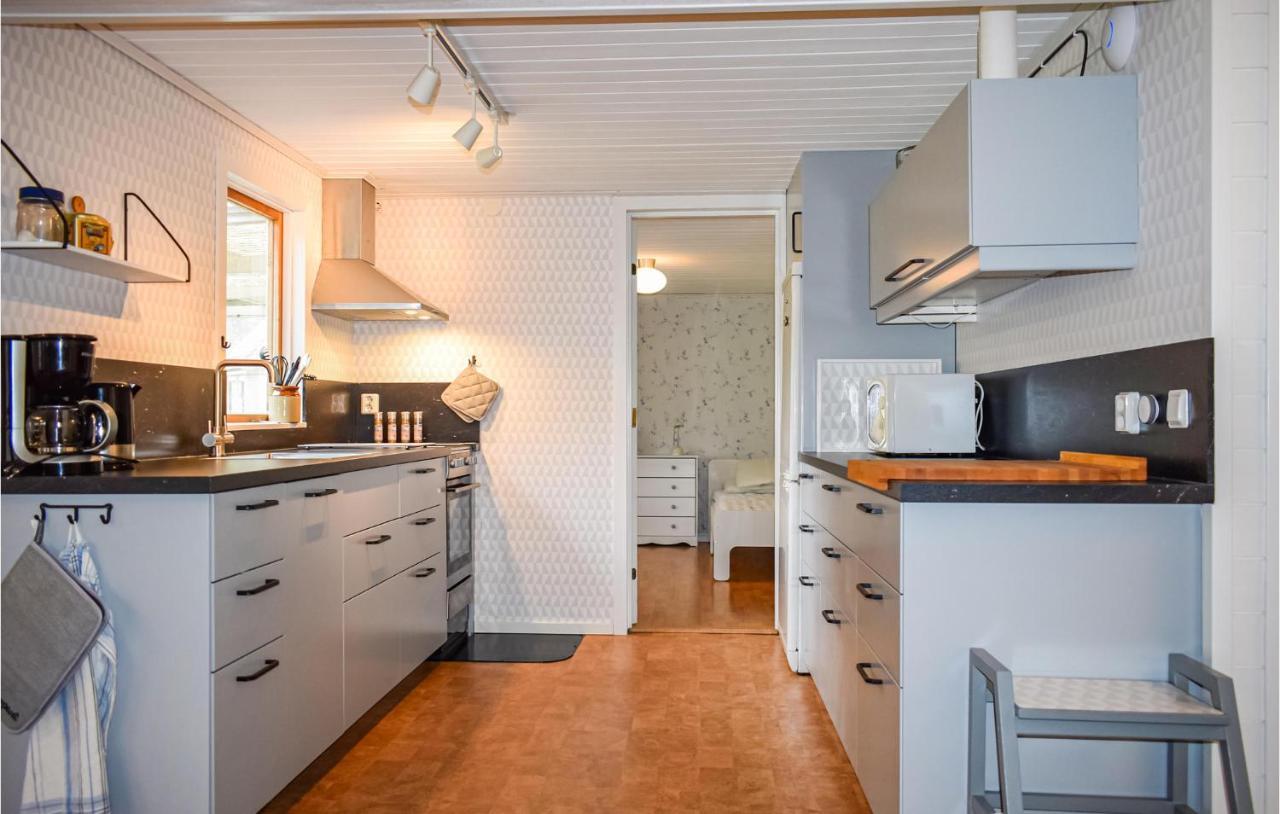 3 Bedroom Nice Home In Bolmsoe Екстериор снимка