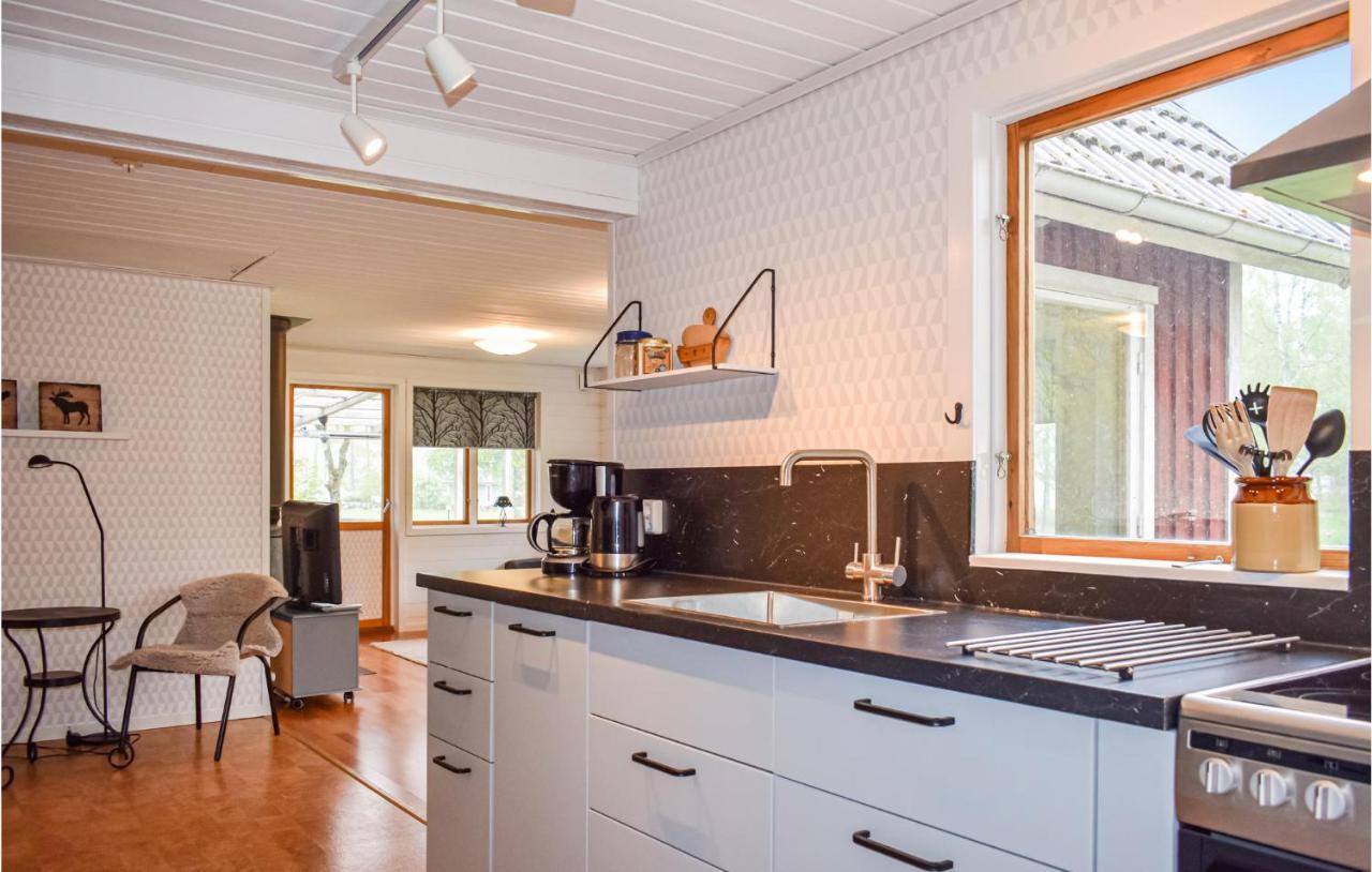 3 Bedroom Nice Home In Bolmsoe Екстериор снимка